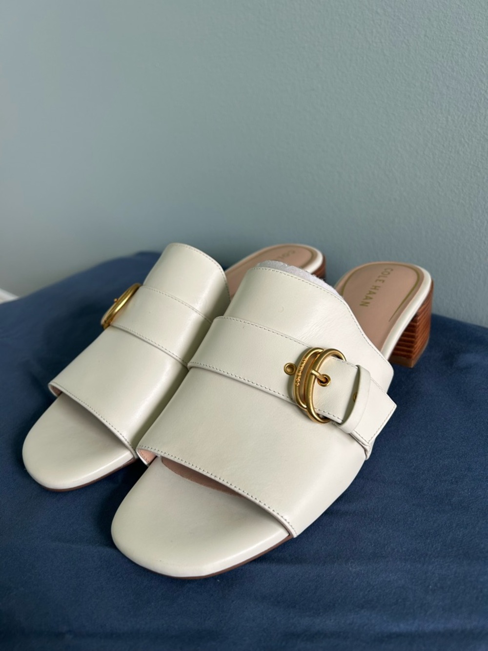 Cole Haan Crosby Slide Sandals Ivory Leather New - Picture 2 of 4